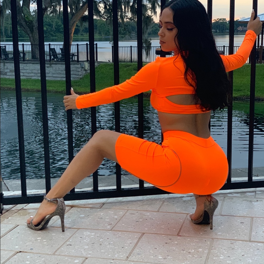 Reflective two piece set - Picture 2 of 2